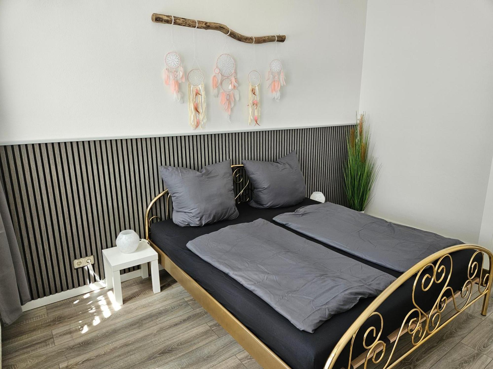 Be My Guest In Stadtfeld Magdeburg Exterior photo